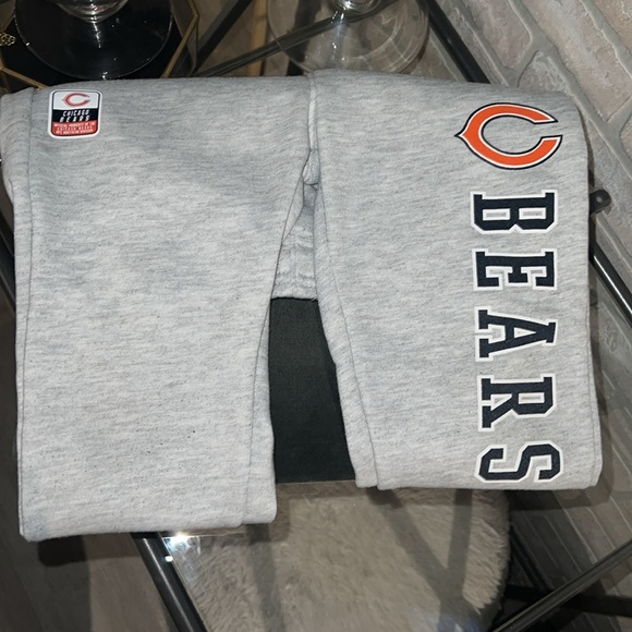 𝙲𝙷𝙸𝙲𝙰𝙶𝙾 𝙱𝙴𝙰𝚁𝚂 𝙿𝚄𝙻𝙻𝙾𝚅𝙴𝚁 𝙷𝙾𝙾𝙳𝙸𝙴 𝙰𝙽𝙳 𝙿𝙰𝙽𝚃 𝚂𝙴𝚃 - Picture 4 of 7